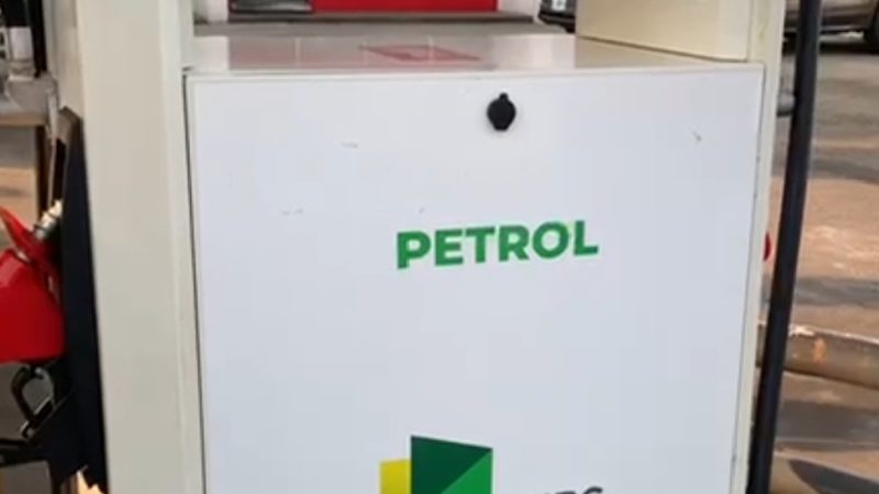 FG Announces 30-Day NNPC Petrol Discount for Public Transporters, Insists It’s Not a Subsidy